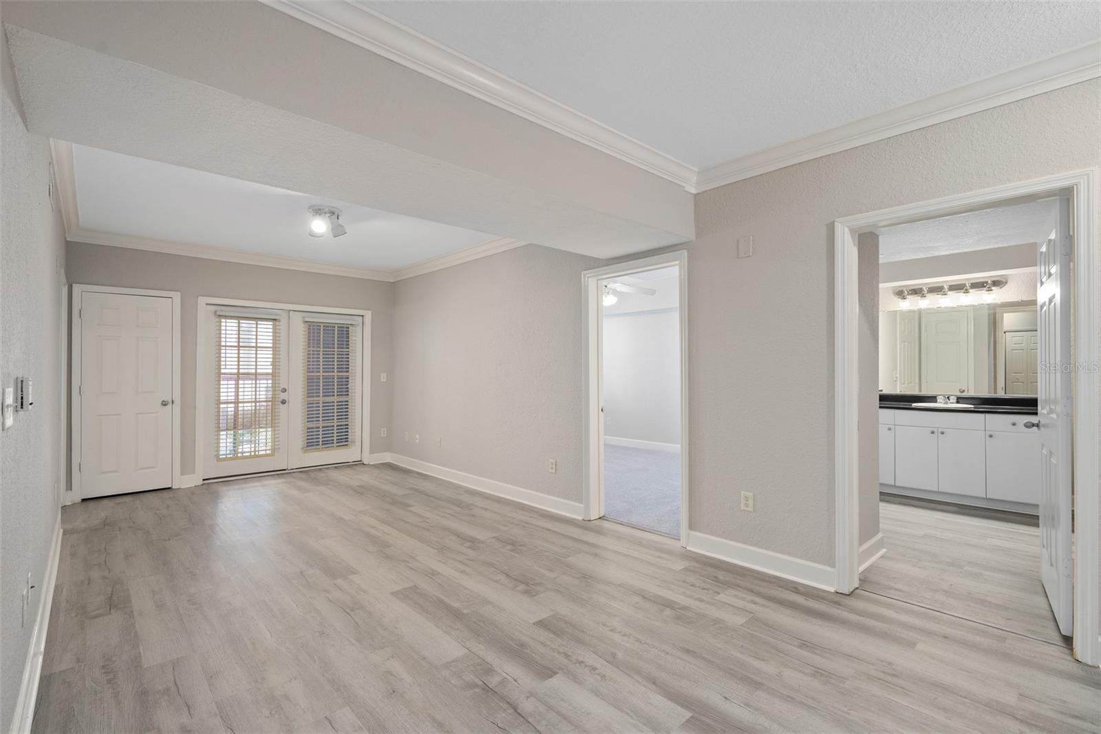 206 E SOUTH STREET #6007 photo 5