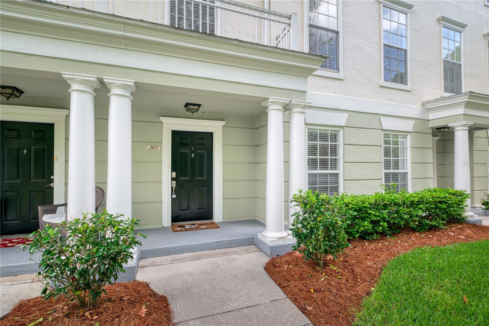 267 GOLDENRAIN DRIVE photo 2