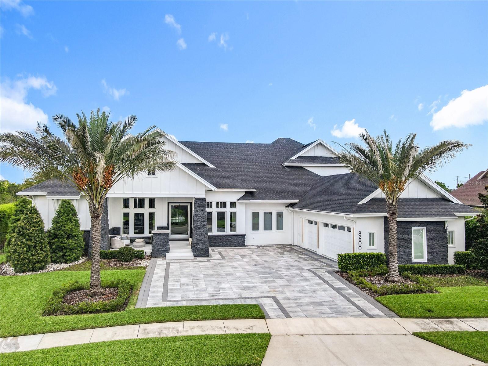 8600 HATA STREET photo 2