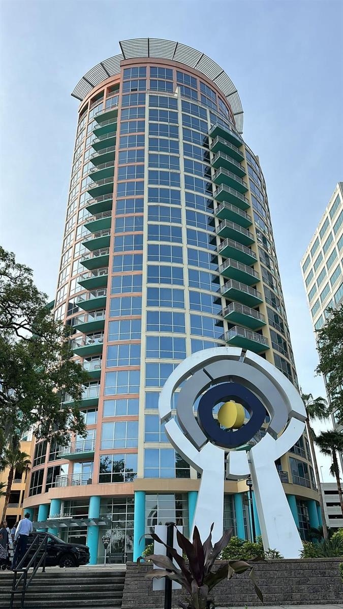 322 E CENTRAL BOULEVARD