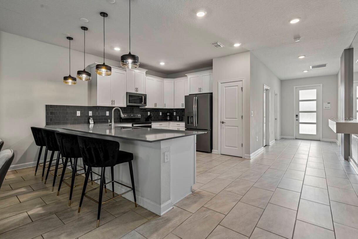 2830 Storey Cove Avenue — photo 3 of 44