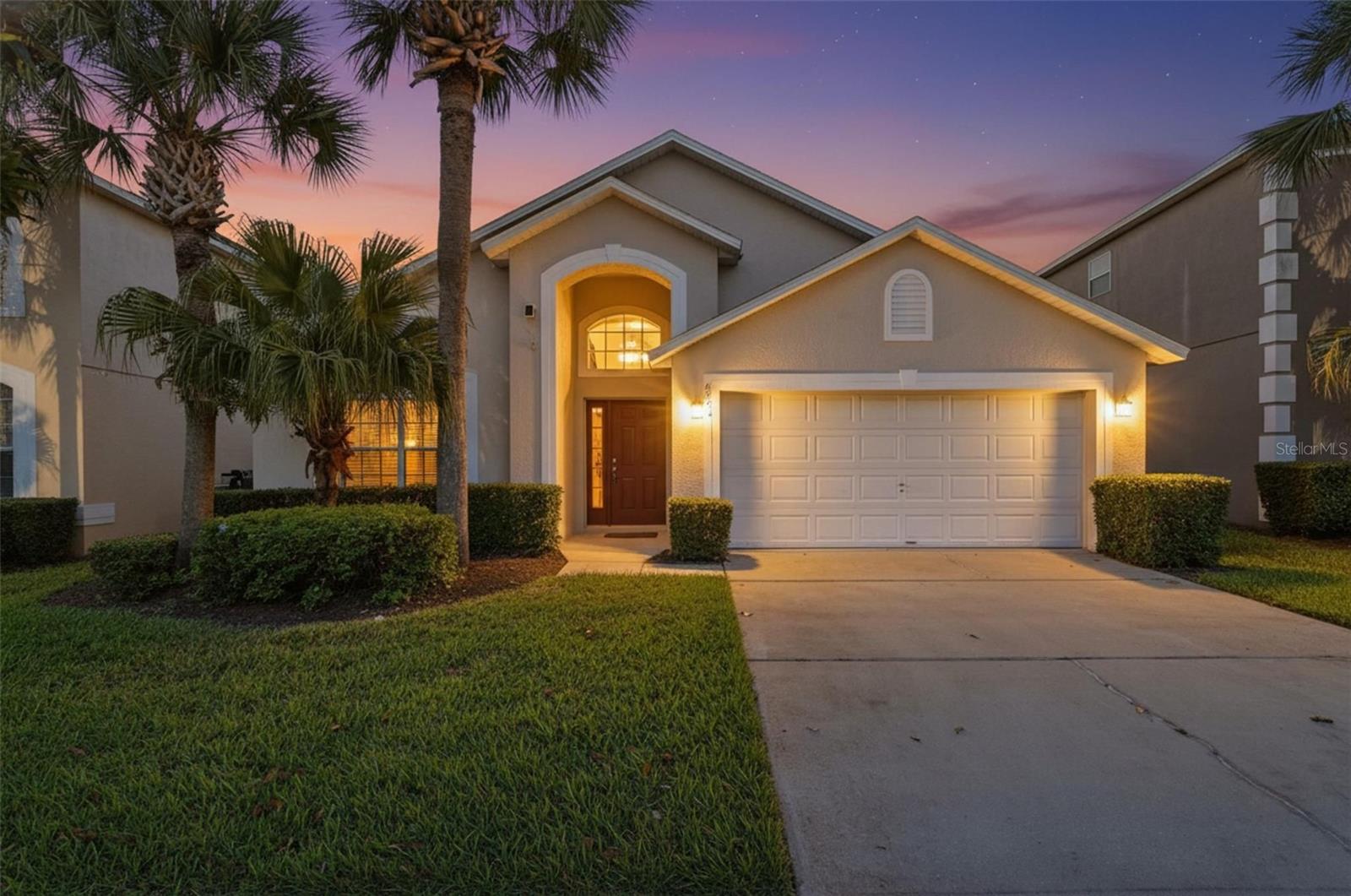 8595 SUNRISE KEY DRIVE photo 2