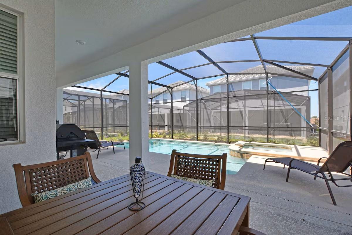 4718 Kings Castle Circle — photo 13 of 39