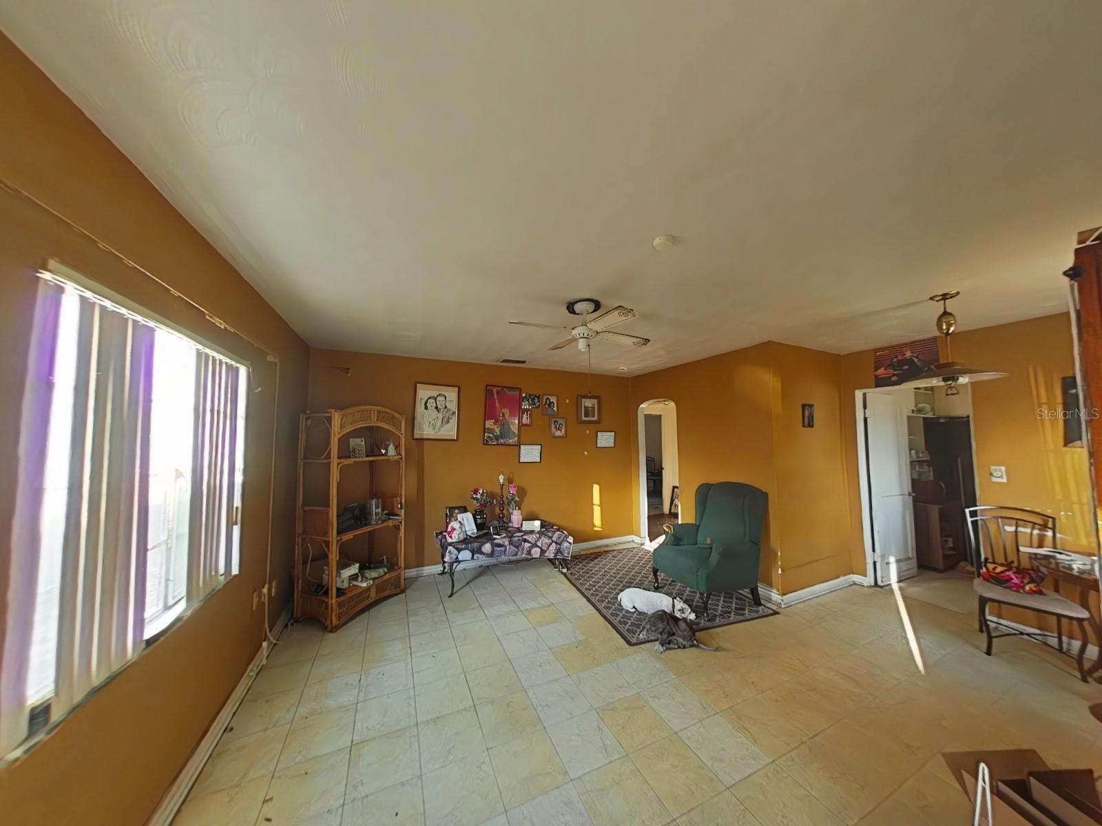 709 ALTON AVENUE photo 2