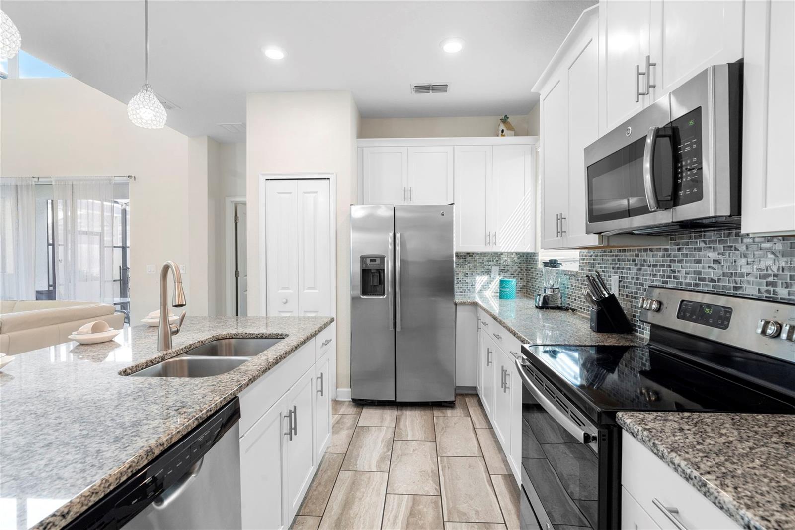 4778 Kings Castle Circle — photo 33 of 60
