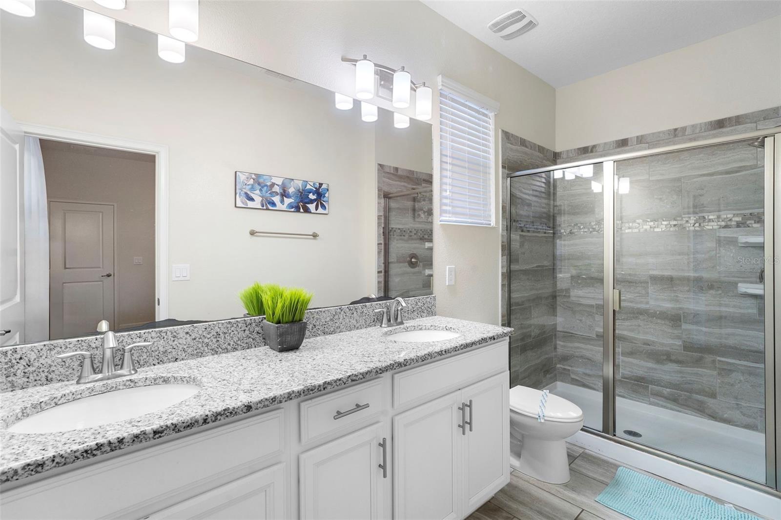 4778 Kings Castle Circle — photo 37 of 60