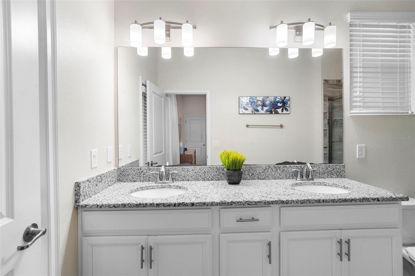 4778 Kings Castle Circle — photo 38 of 60