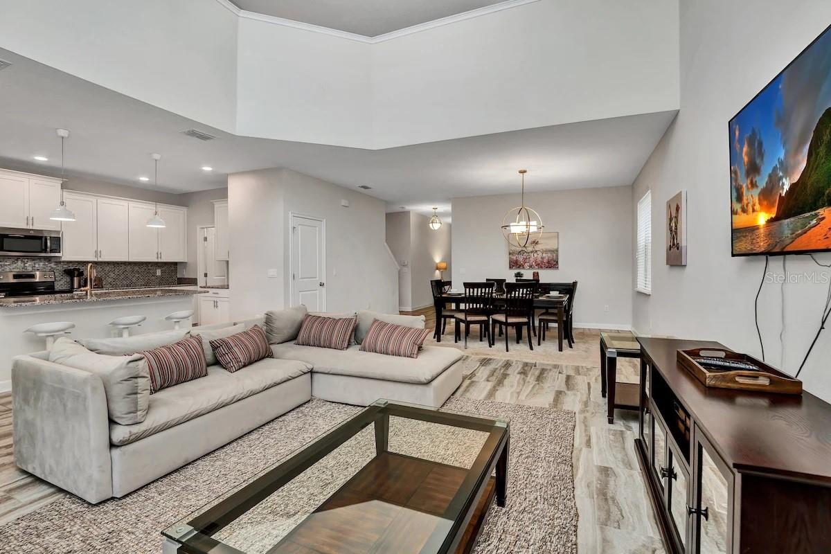 4769 Kings Castle Circle — photo 7 of 57