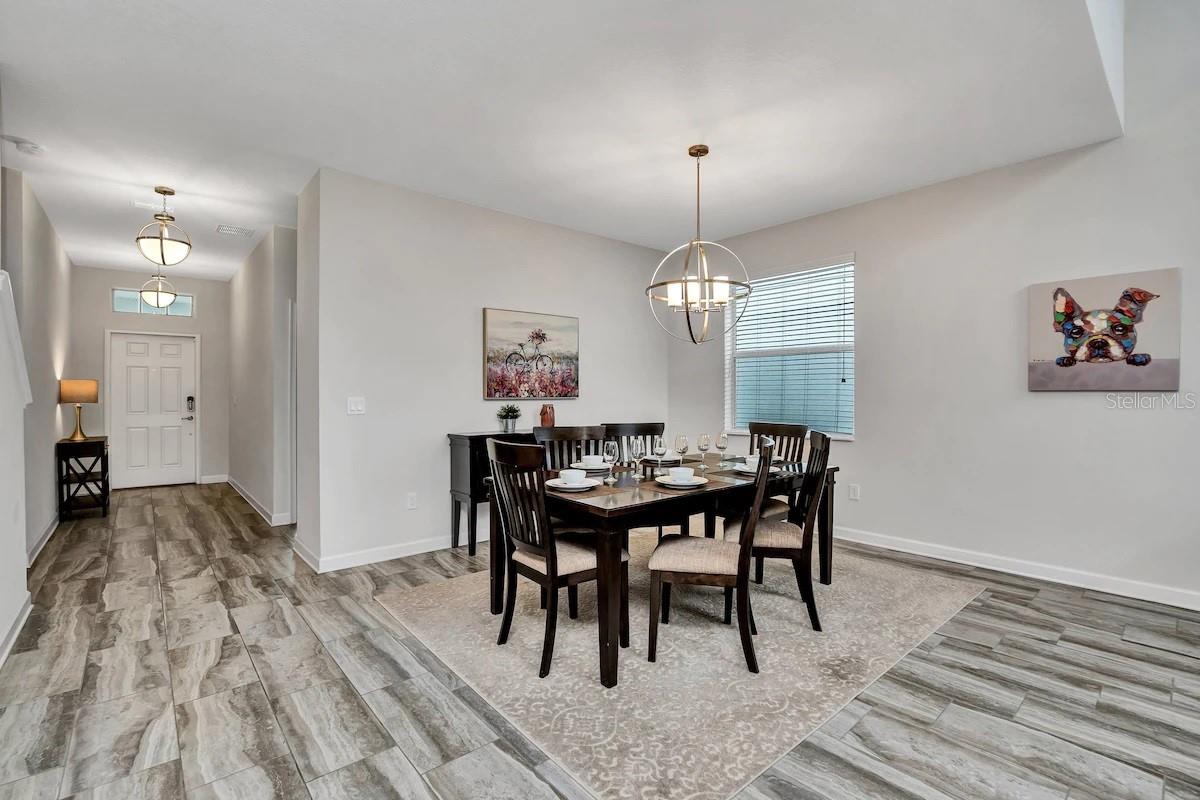 4769 Kings Castle Circle — photo 9 of 57