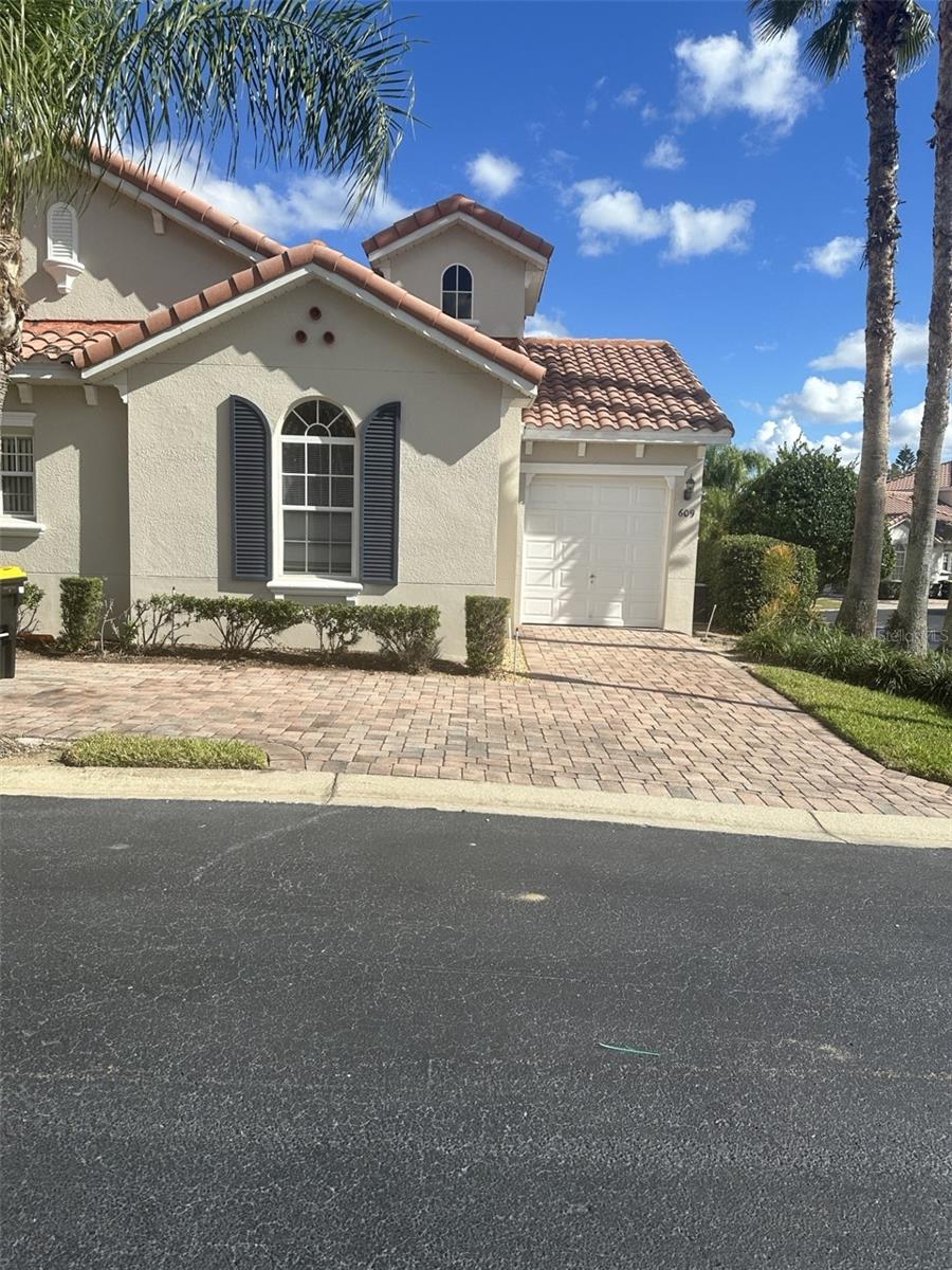 609 BRUNELLO DRIVE
