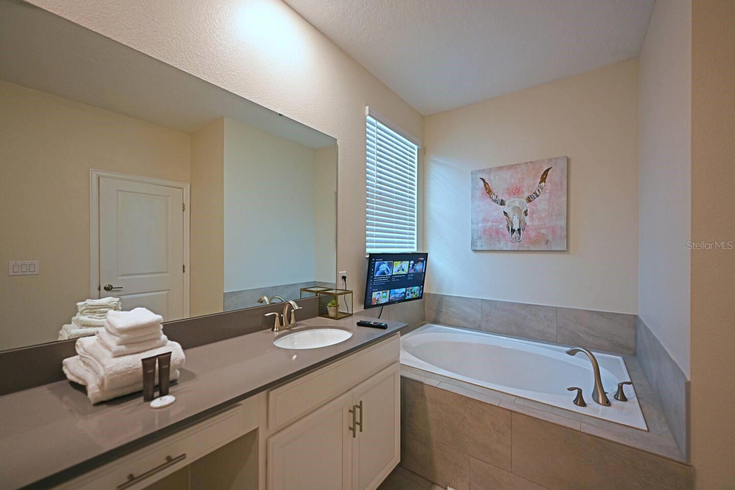 2797 Bookmark Drive — photo 14 of 36
