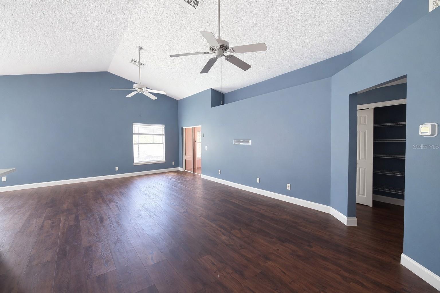 551 LAKE CHARLES DRIVE photo 5
