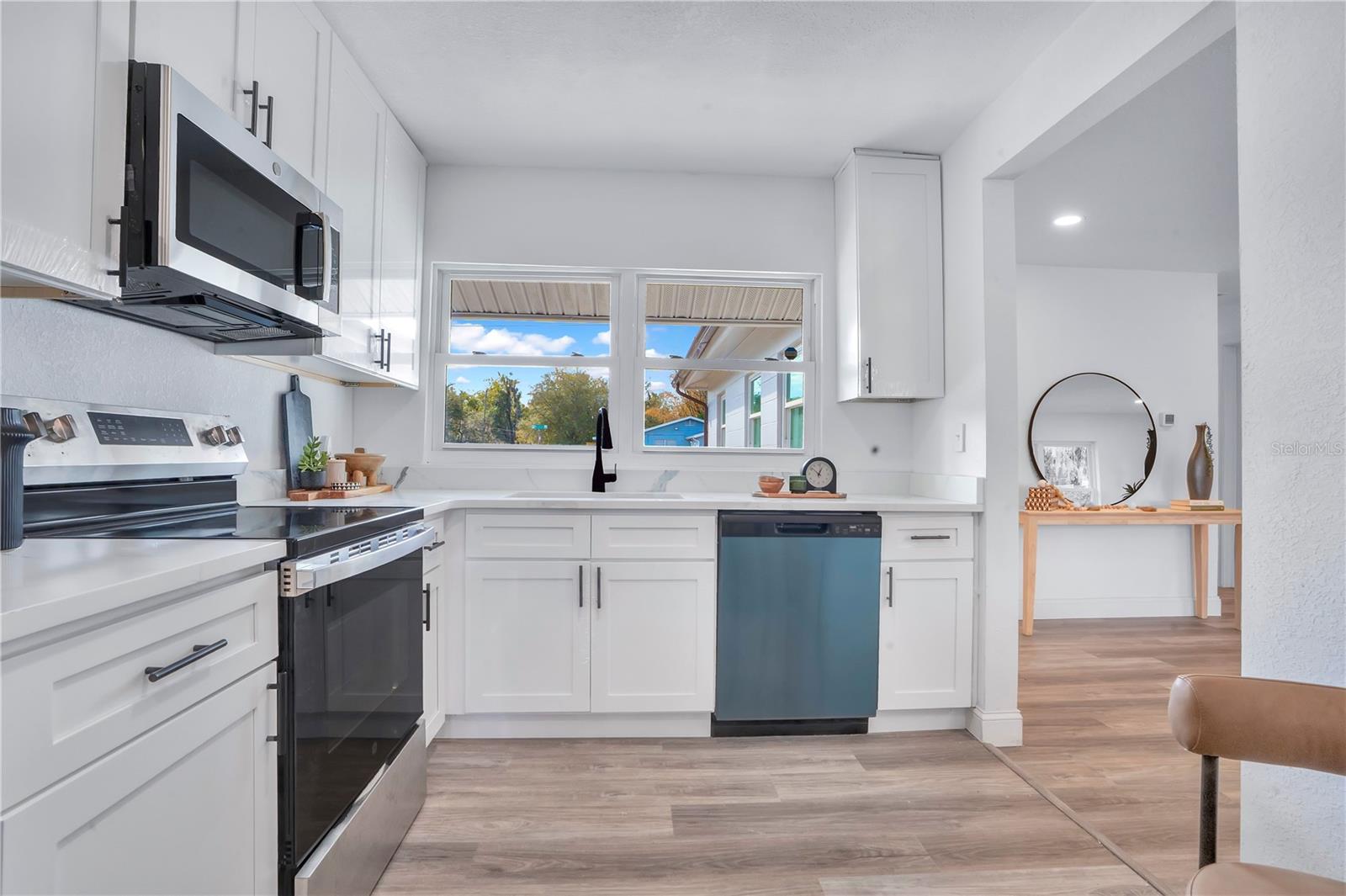 1499 WILTON AVENUE photo 4