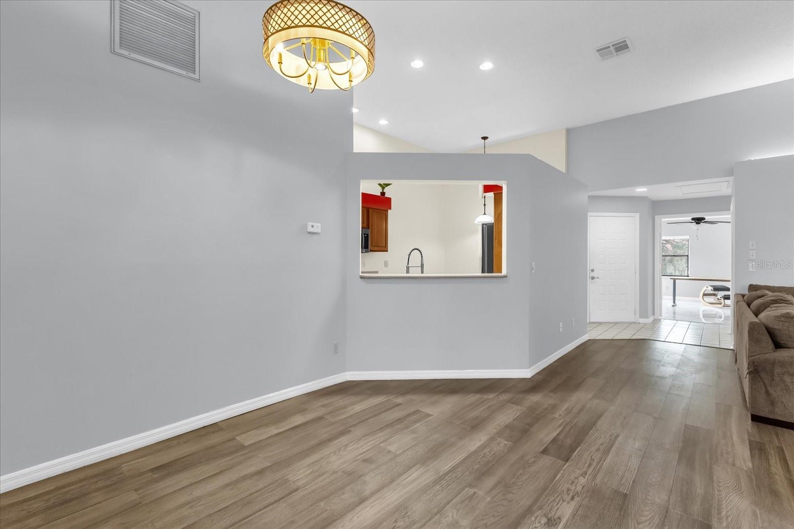 1313 LAKE WILLISARA CIRCLE #1313 photo 4