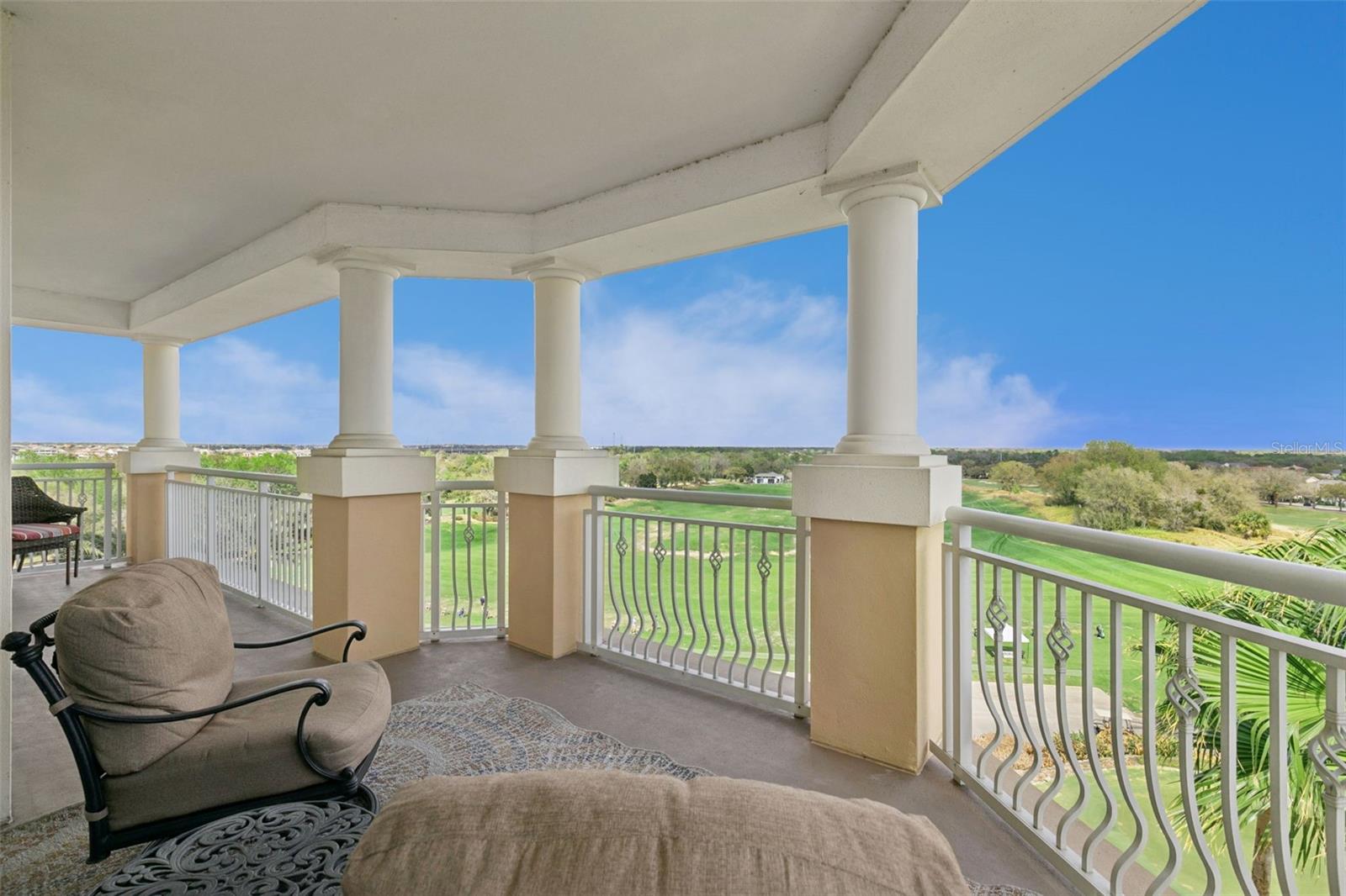7593 GATHERING DRIVE #401 photo 3