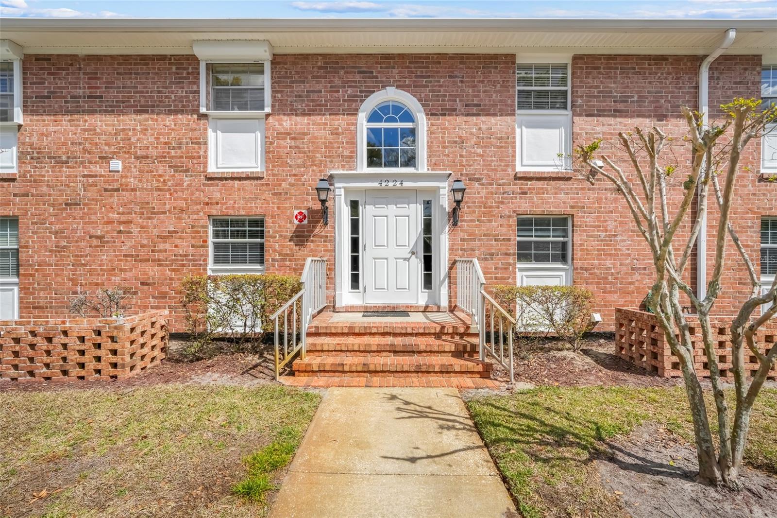 4224 LAKE UNDERHILL ROAD