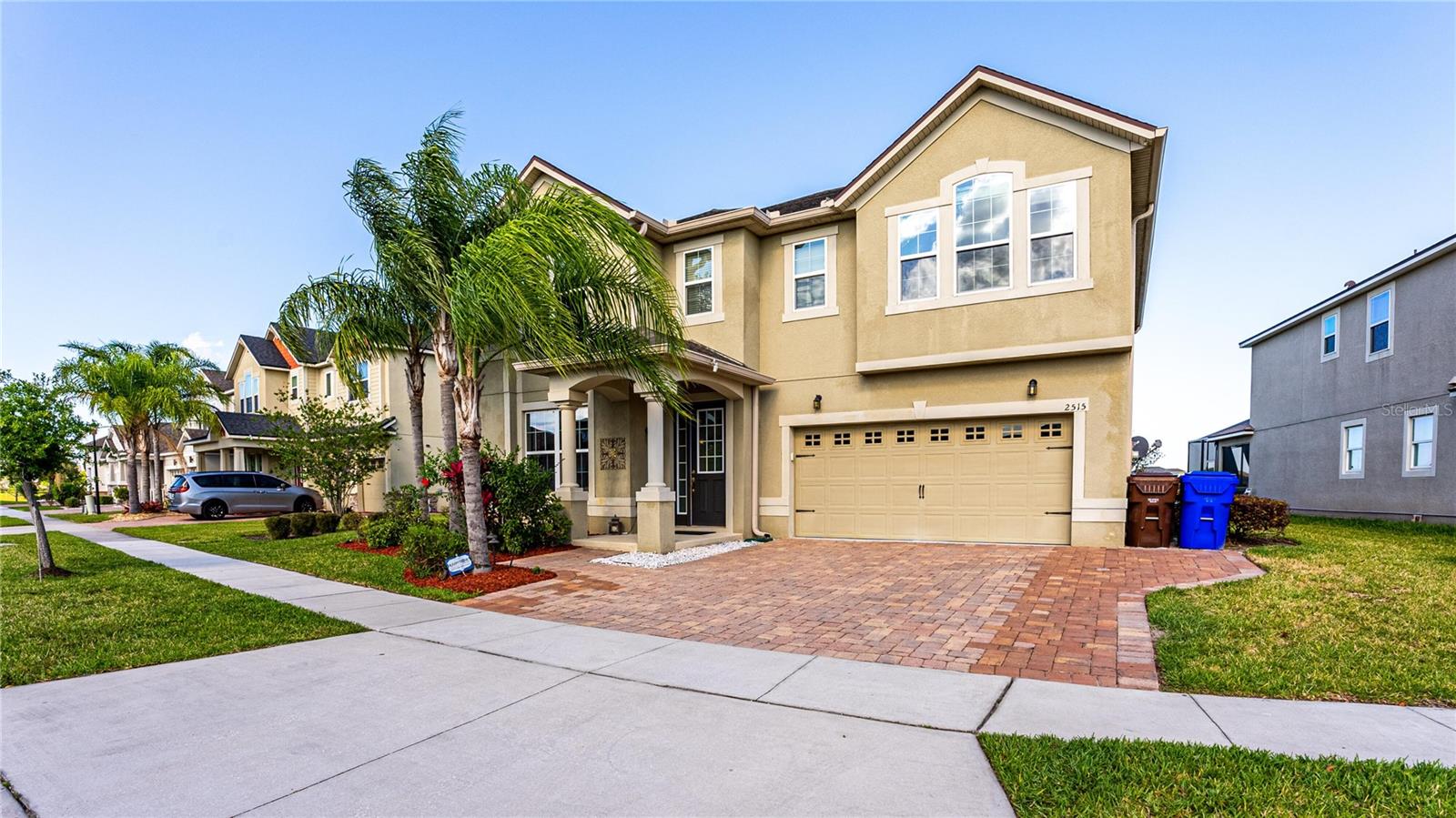 2515 FONTAINE DRIVE photo 2