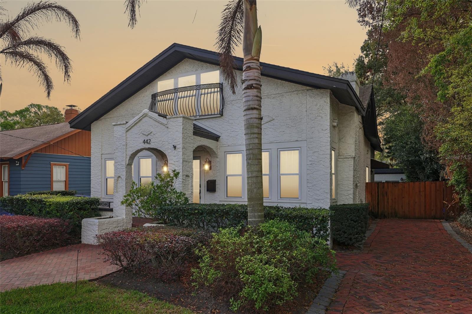 442 BRIERCLIFF DRIVE photo 3