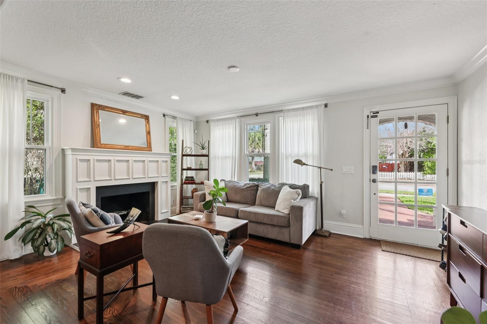 442 BRIERCLIFF DRIVE photo 5