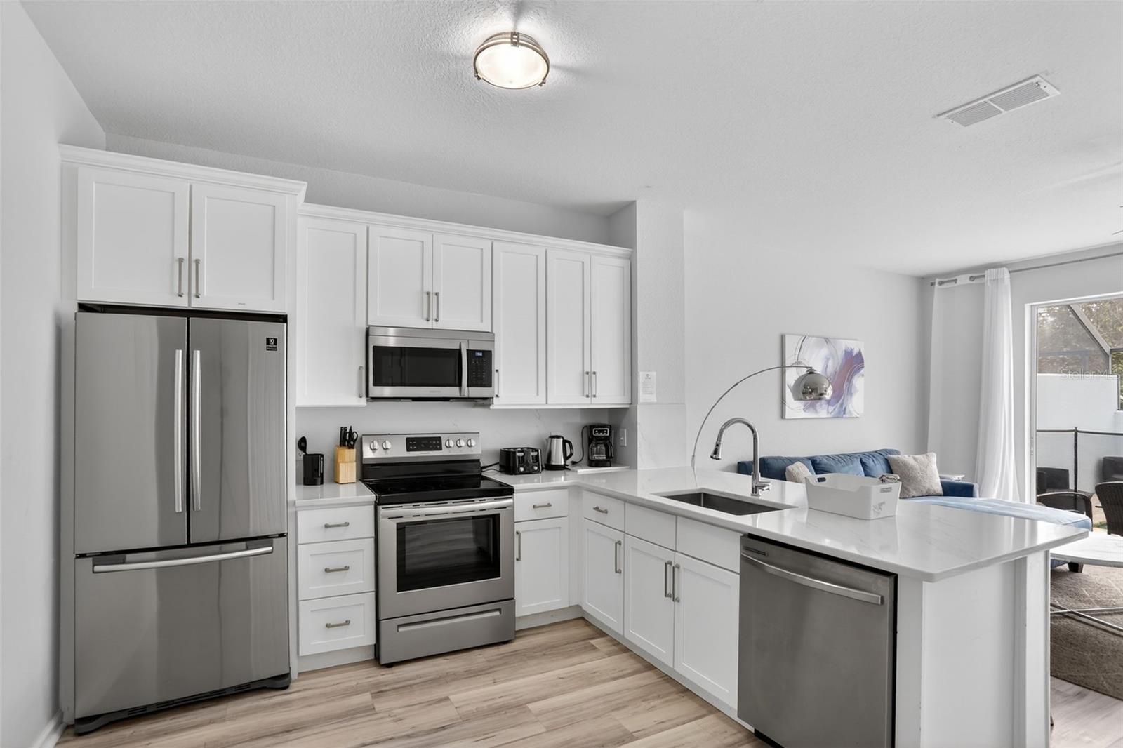 2554 Maneshaw Lane — photo 5 of 48