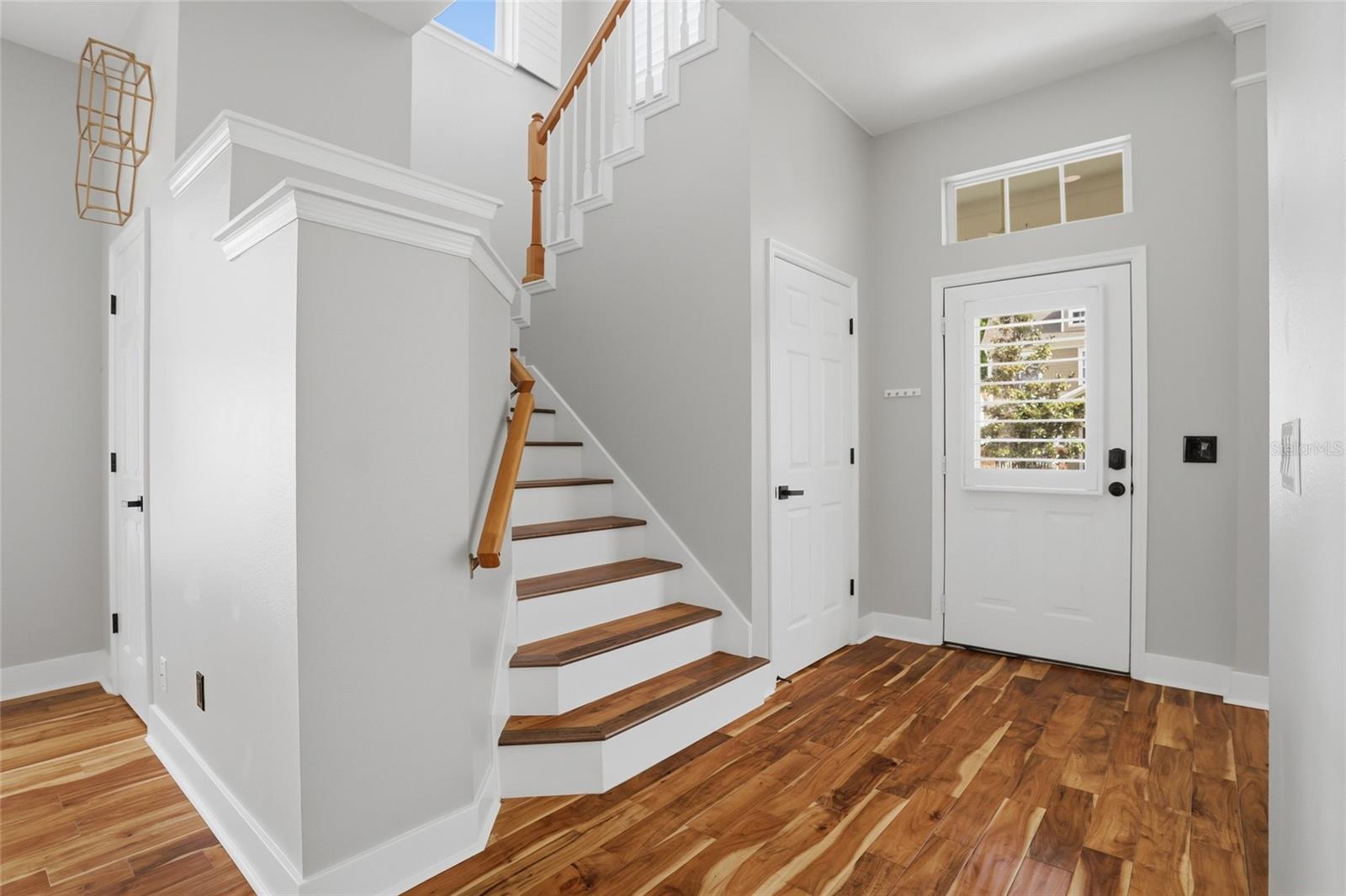 1102 BANKS ROSE COURT photo 3