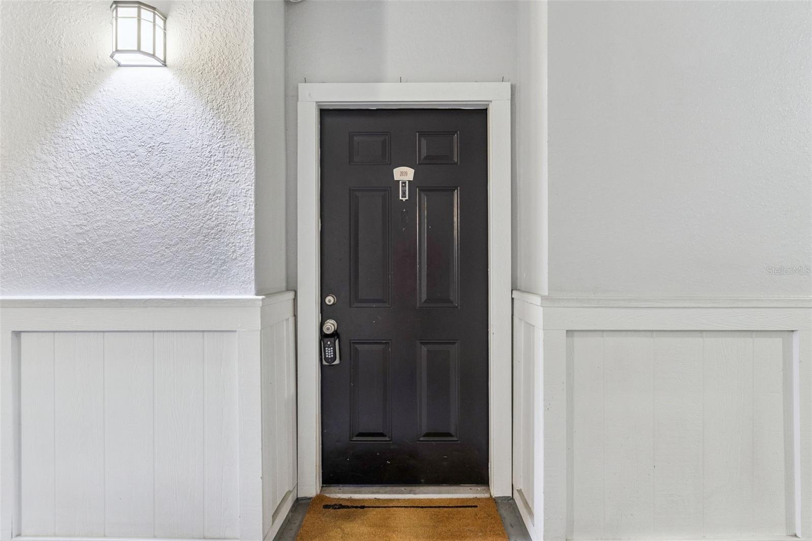 202 E SOUTH STREET #2039 photo 2
