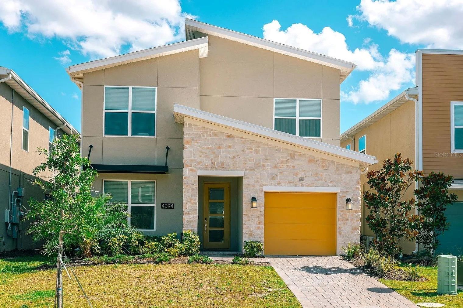 4294 Paragraph Drive, Storey Lake Resort, Kissimmee FL