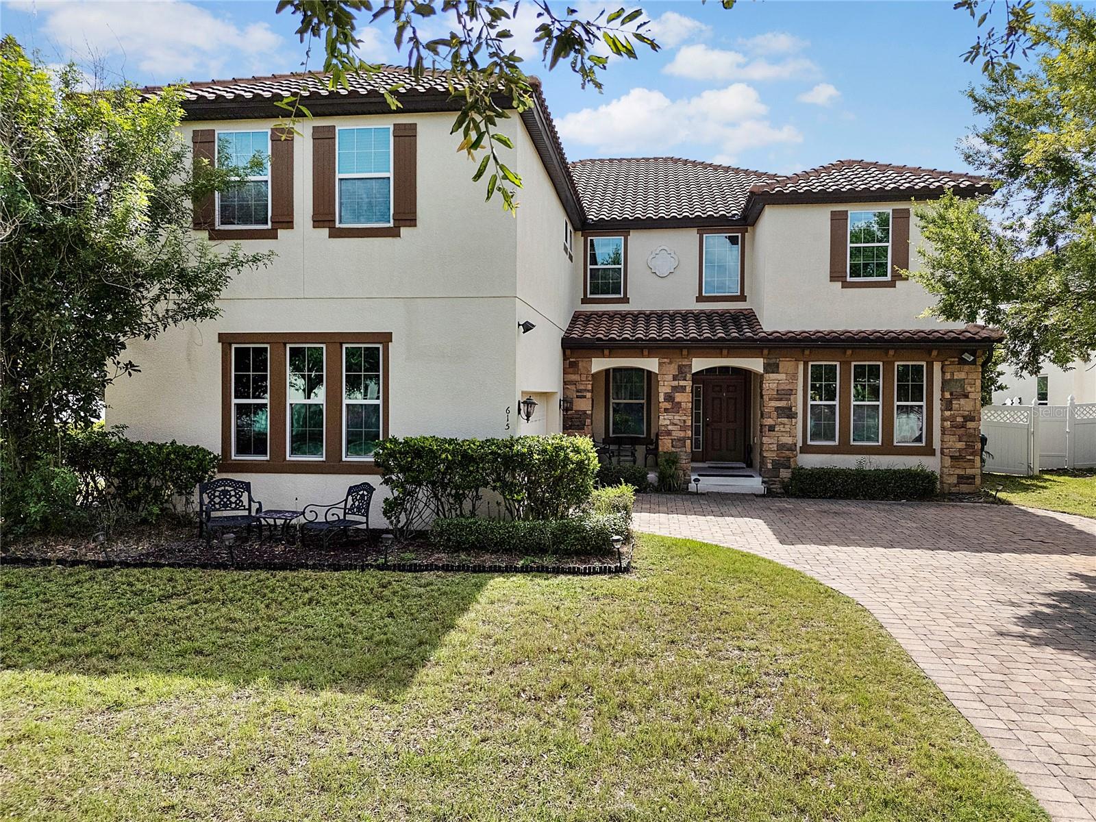 6152 GOLDEN DEWDROP TRAIL