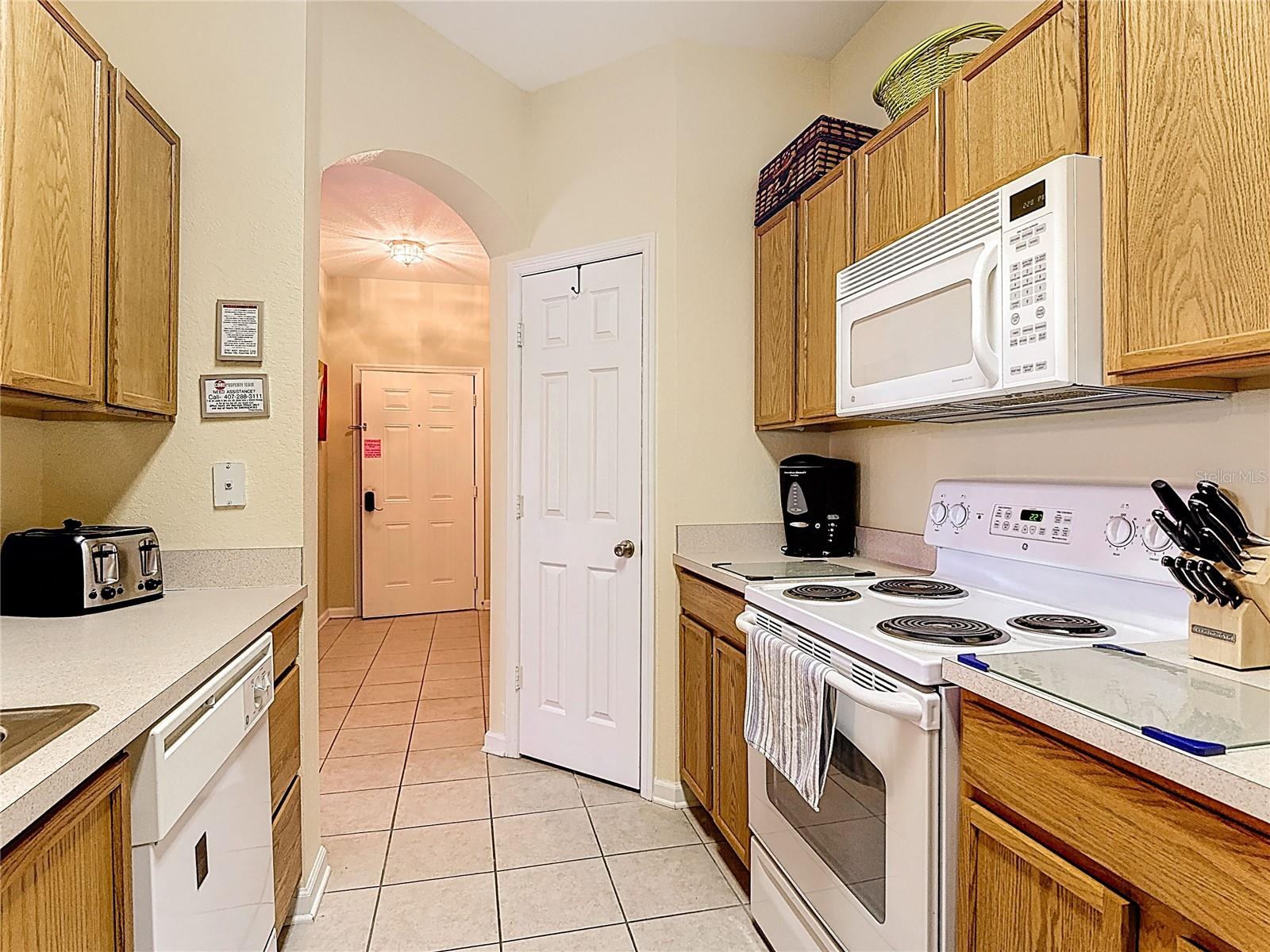 2781 Almaton Loop #401 — photo 4 of 60