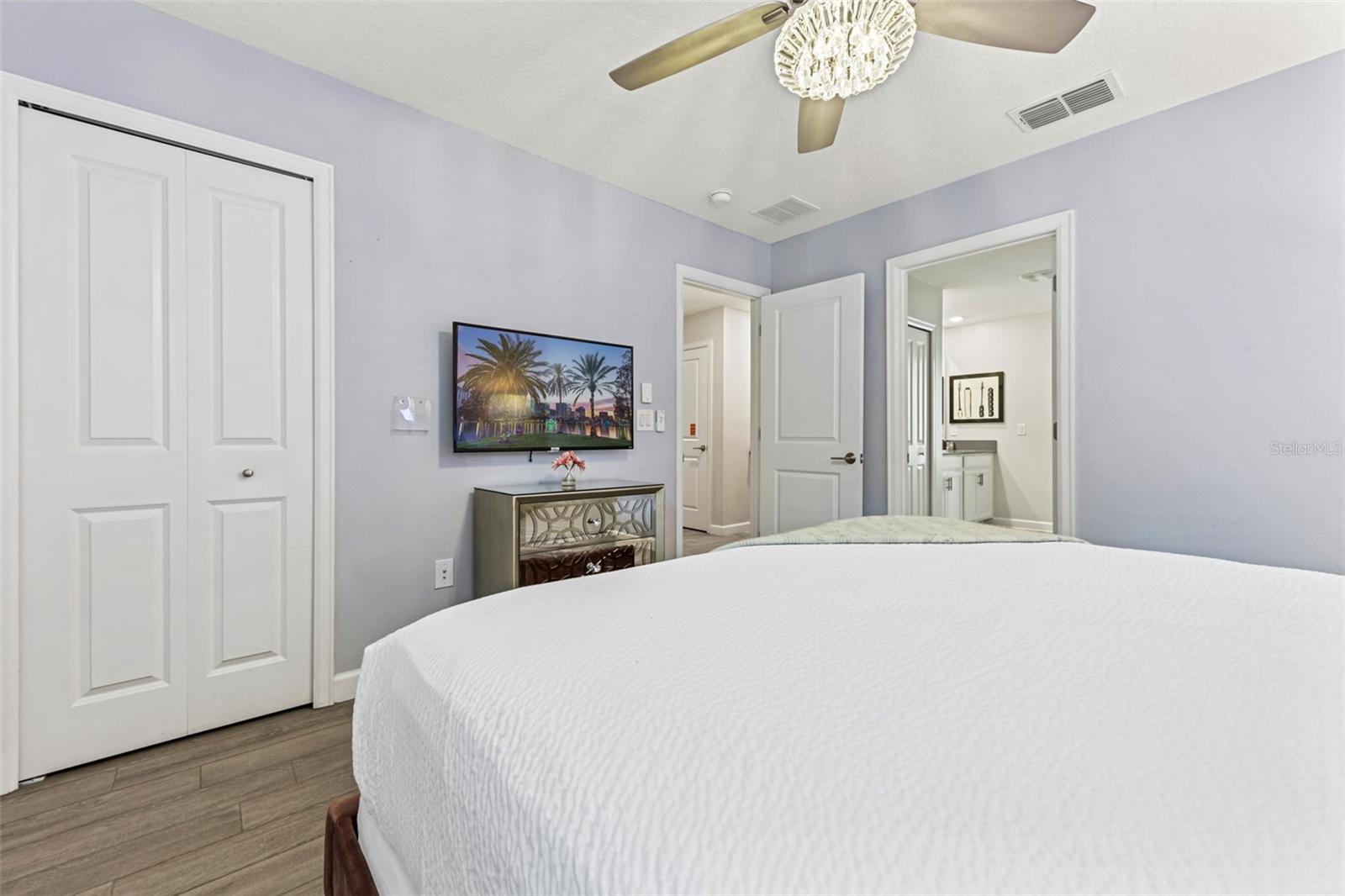 2842 Storey Cove Avenue — photo 29 of 60