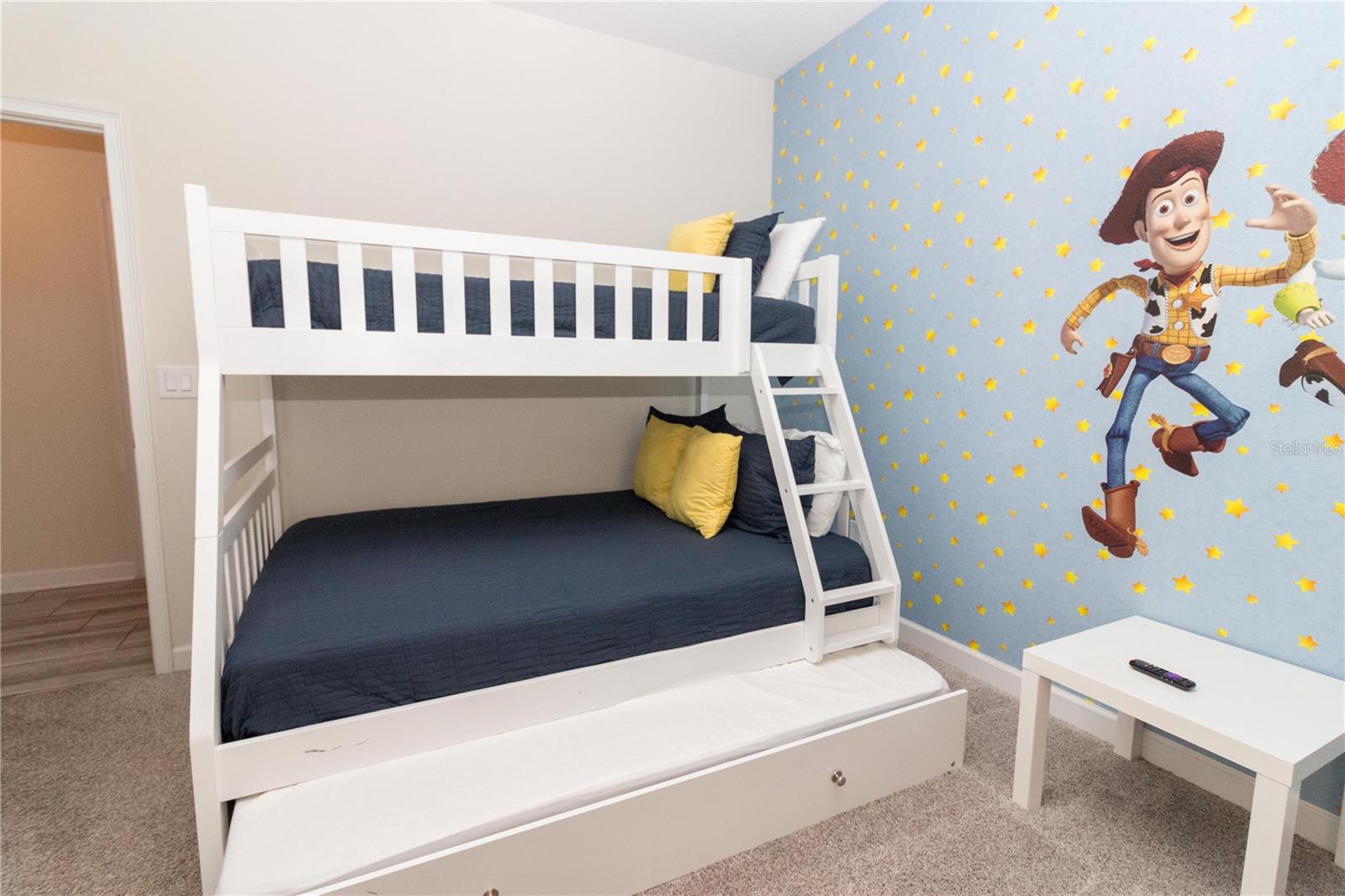 3077 Juliet Drive — photo 10 of 36