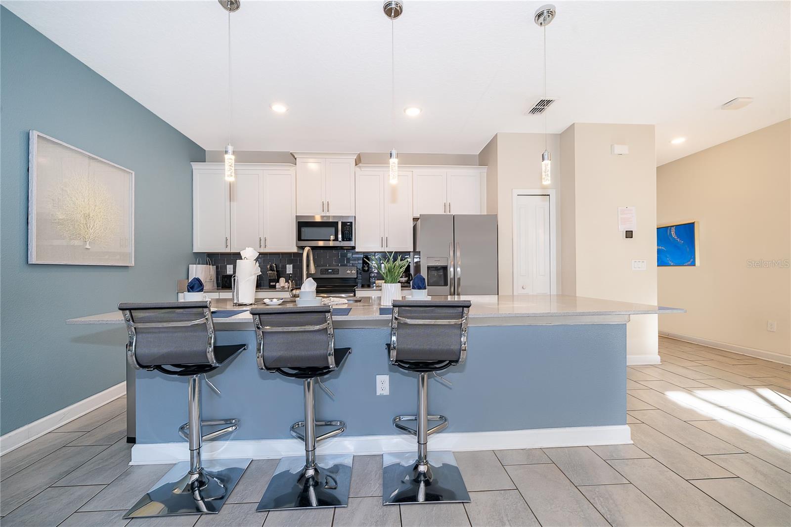 4982 Windermere Avenue — photo 9 of 38