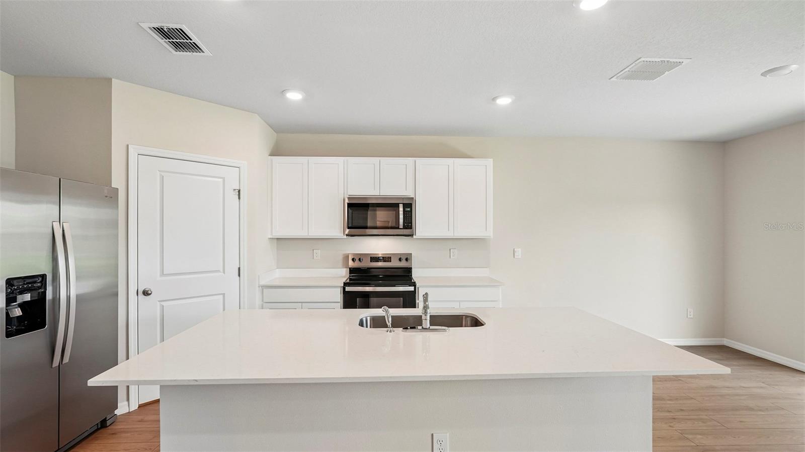 11917 MOUNTAIN ISLAND TRAIL photo 4