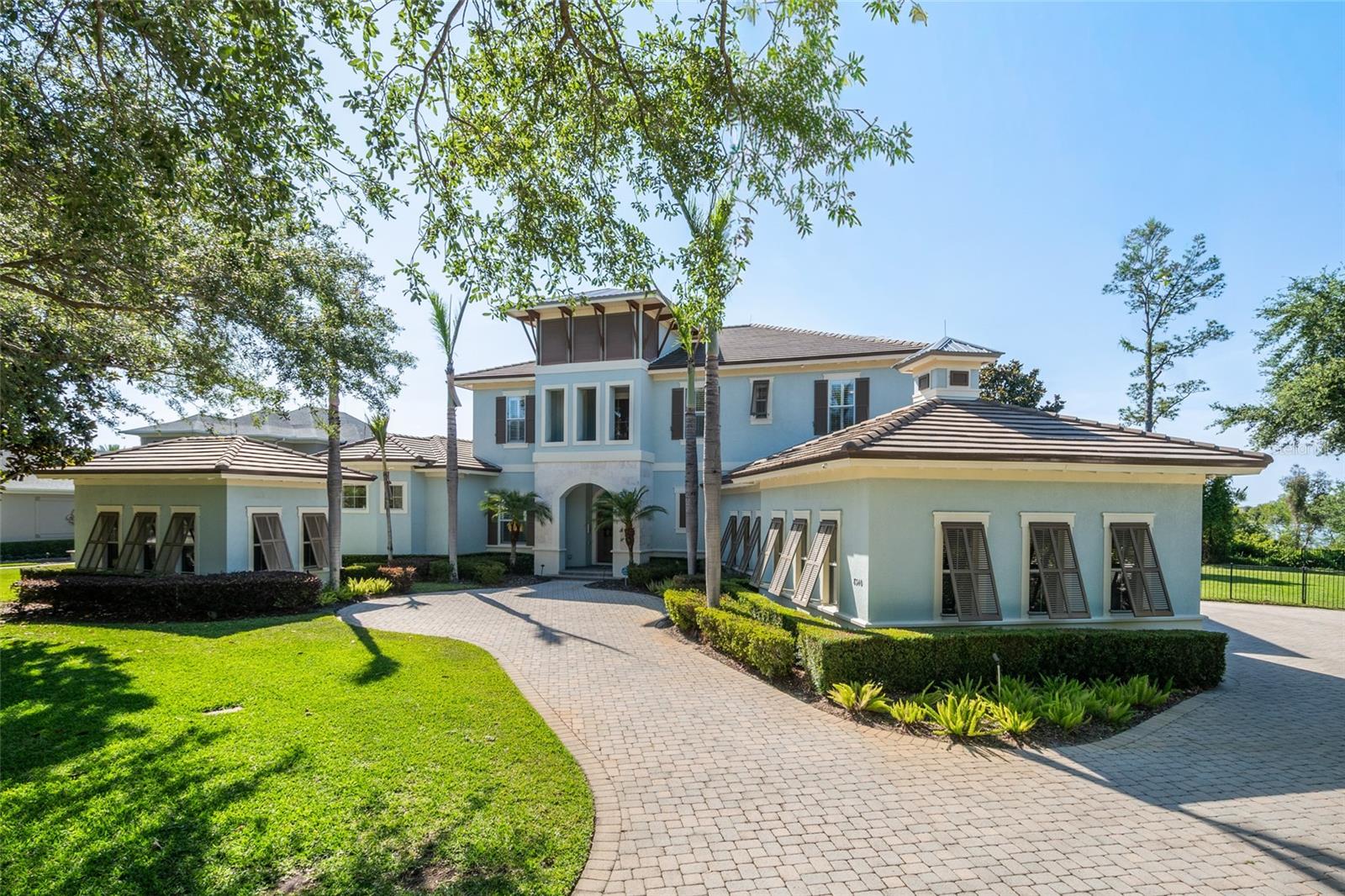 8340 LAKE BURDEN CIRCLE photo 2
