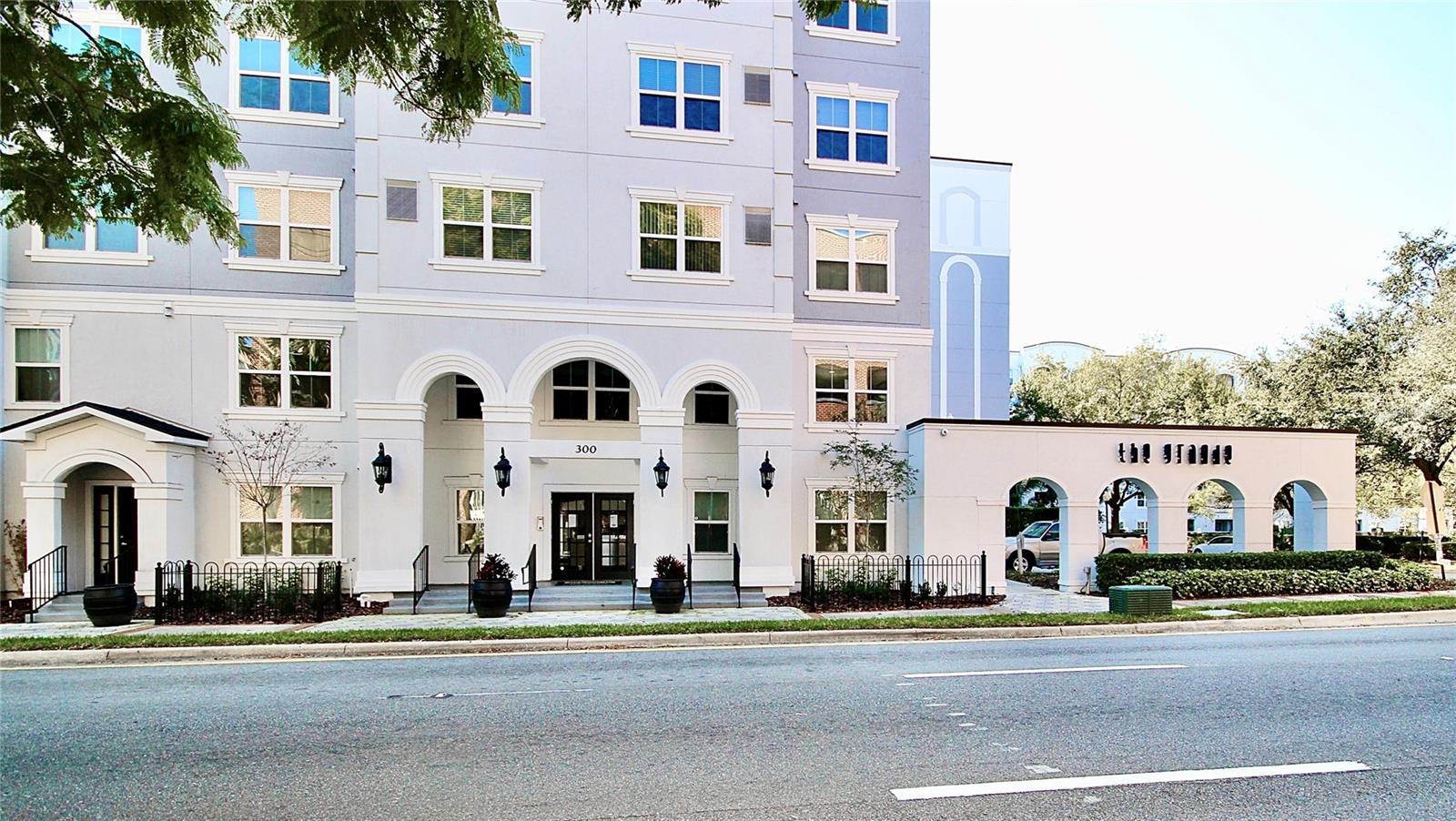 300 E SOUTH STREET