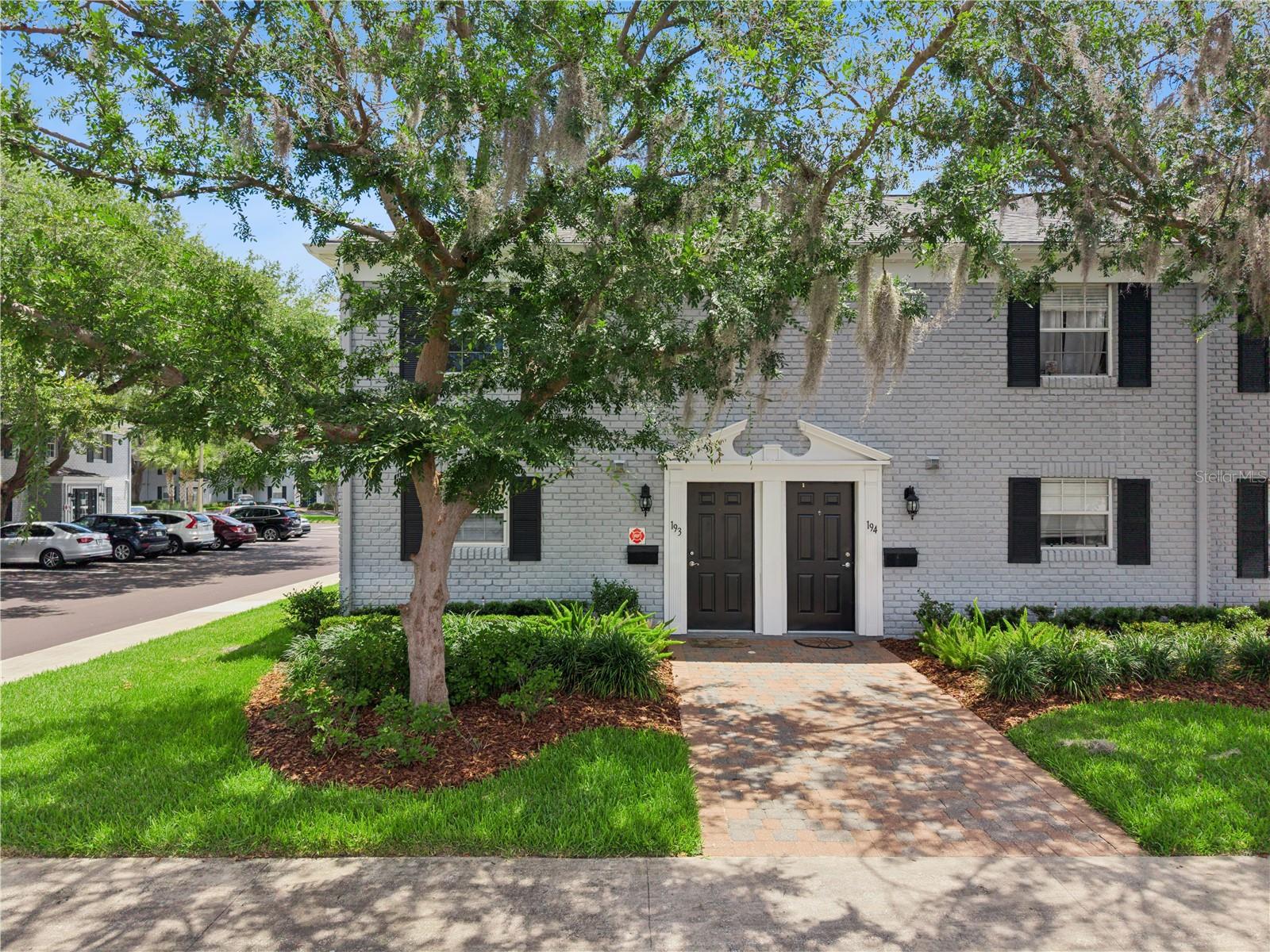 193 LEWFIELD CIRCLE