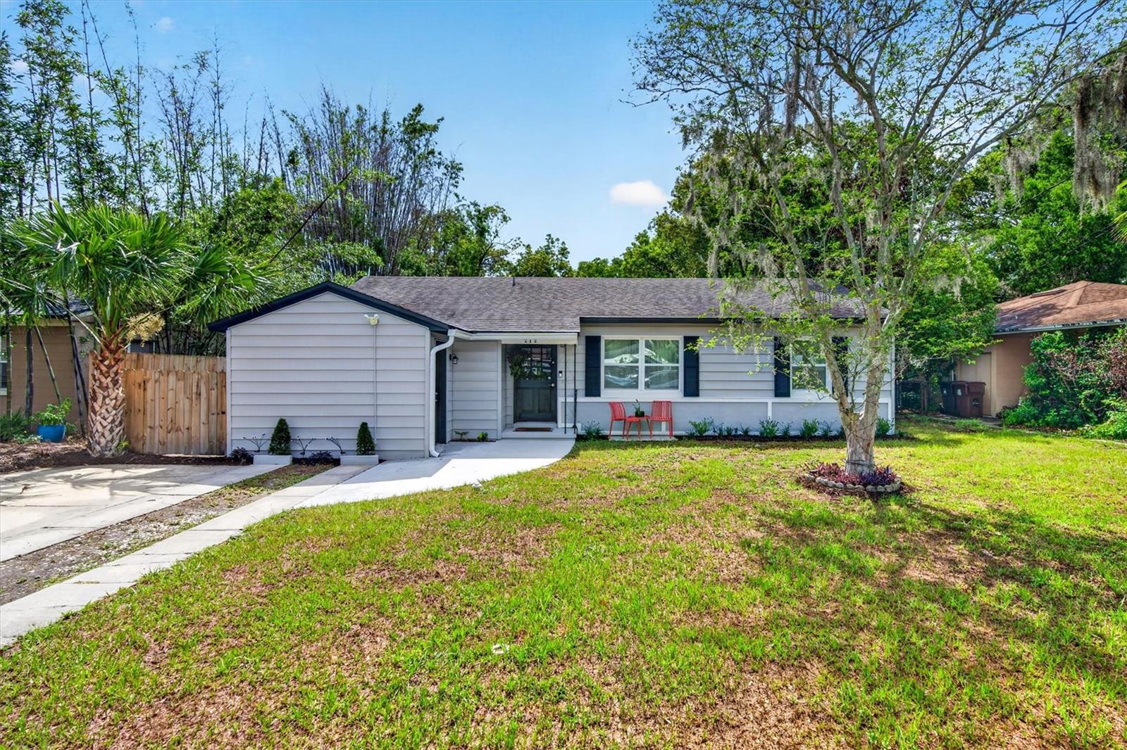 212 S GLENWOOD AVENUE photo 3