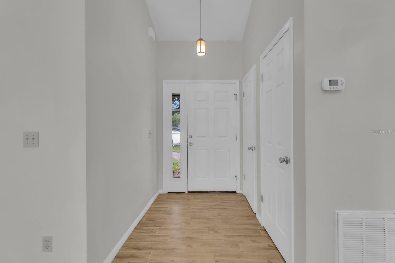 3152 S HORIZON PLACE photo 4