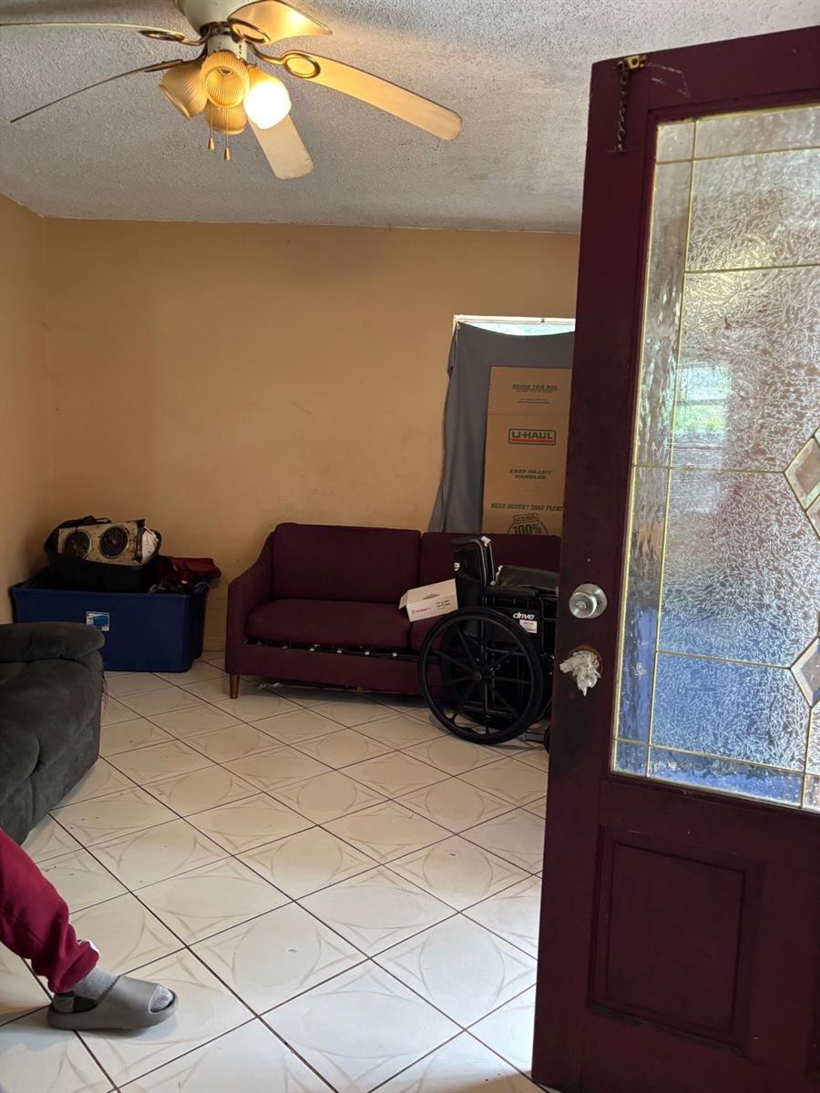 1014 37TH STREET photo 4