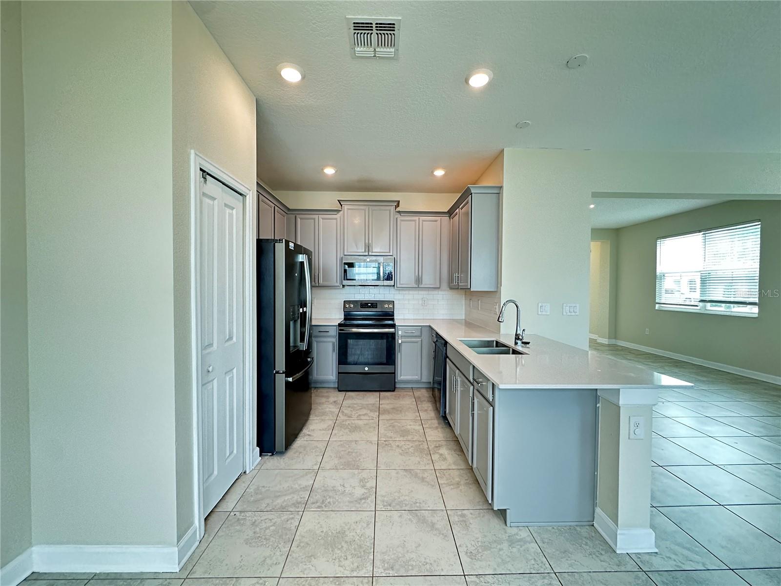 2900 Title Street — photo 11 of 26