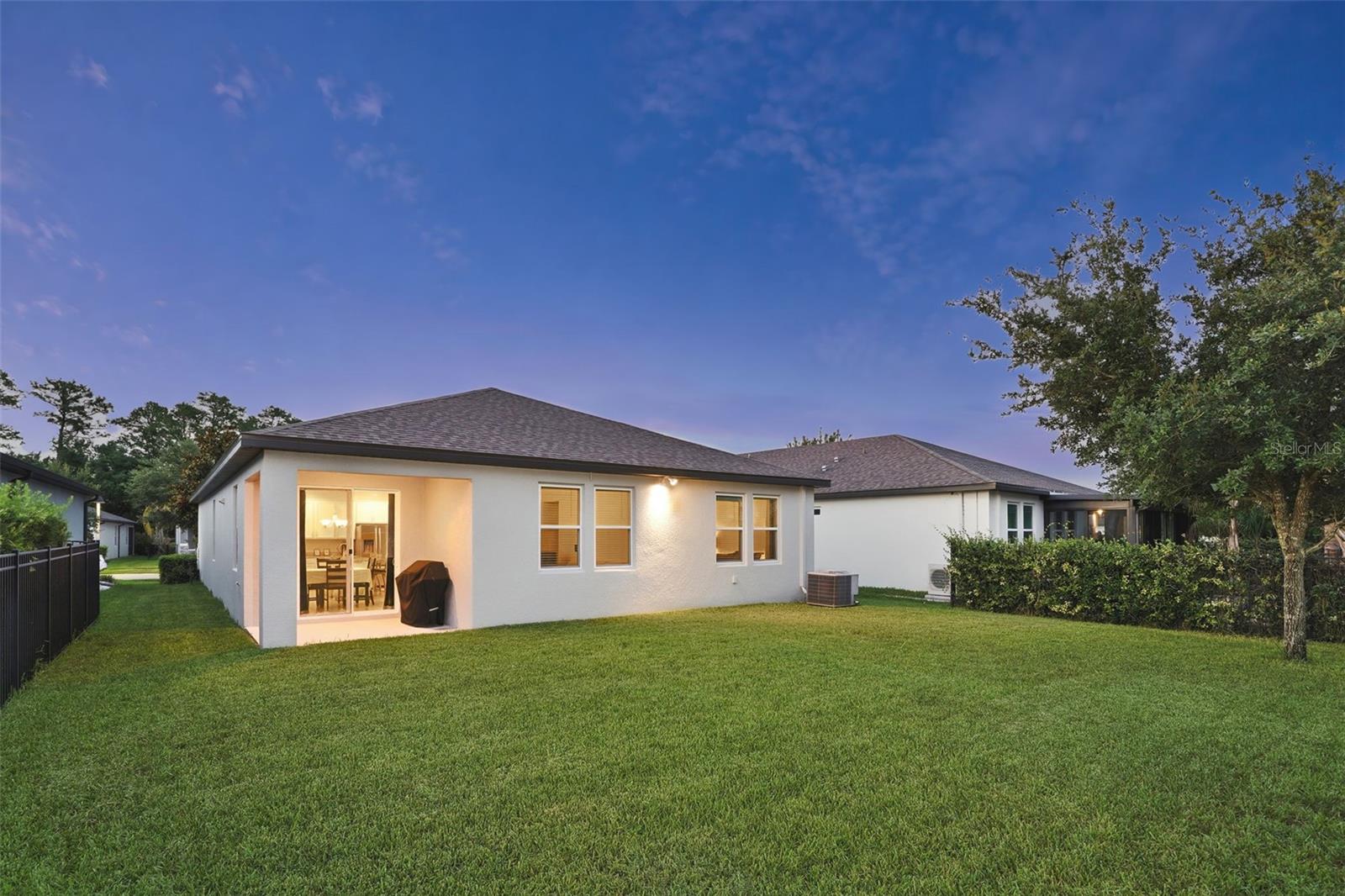 2087 LAURELWOOD WAY photo 5