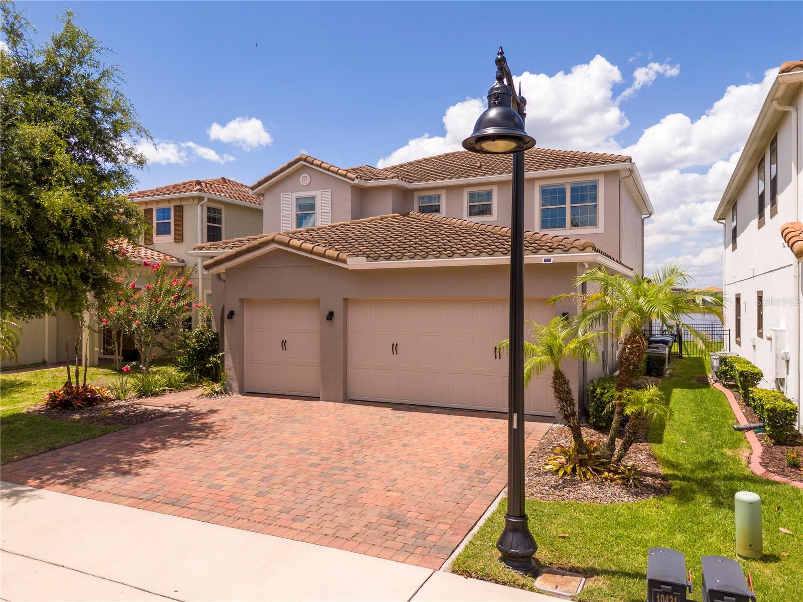 10431 SIDDINGTON DRIVE photo 3