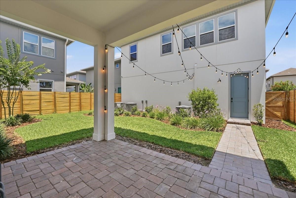 9741 NERUDA STREET photo 4