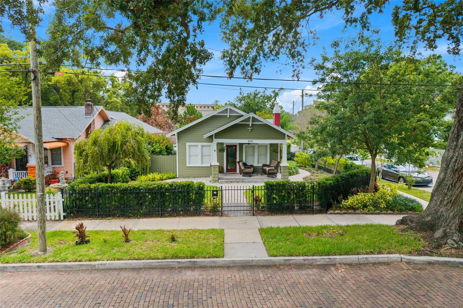 900 E PINE STREET