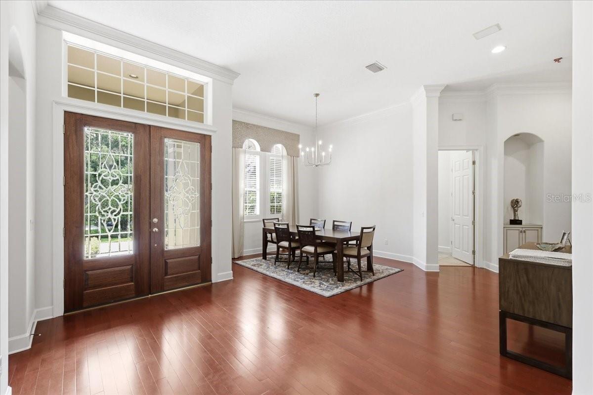 6124 FOXFIELD COURT photo 3