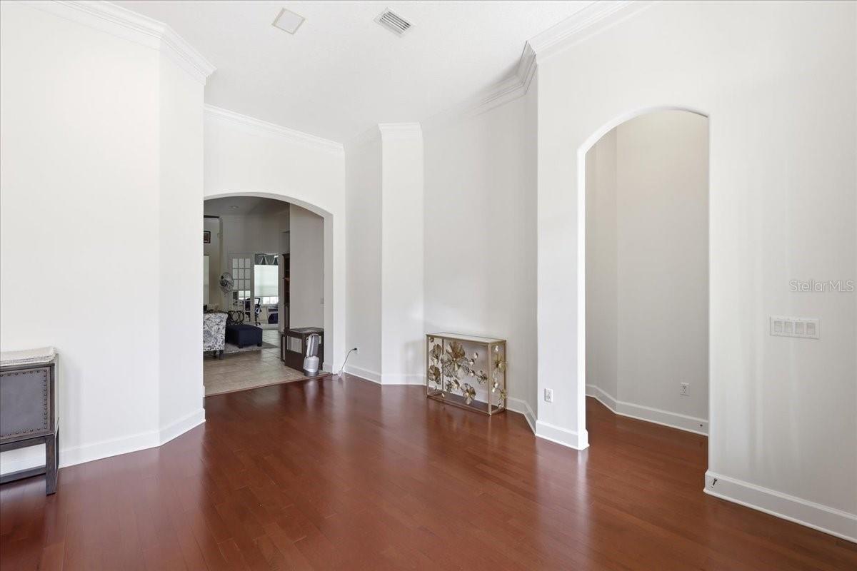 6124 FOXFIELD COURT photo 4