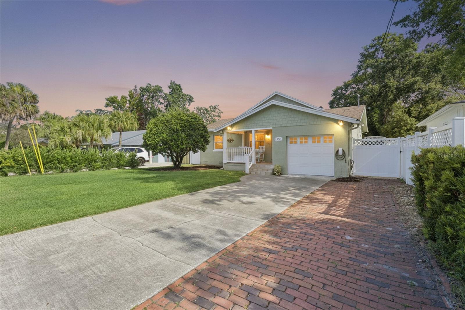 309 NIBLICK WAY