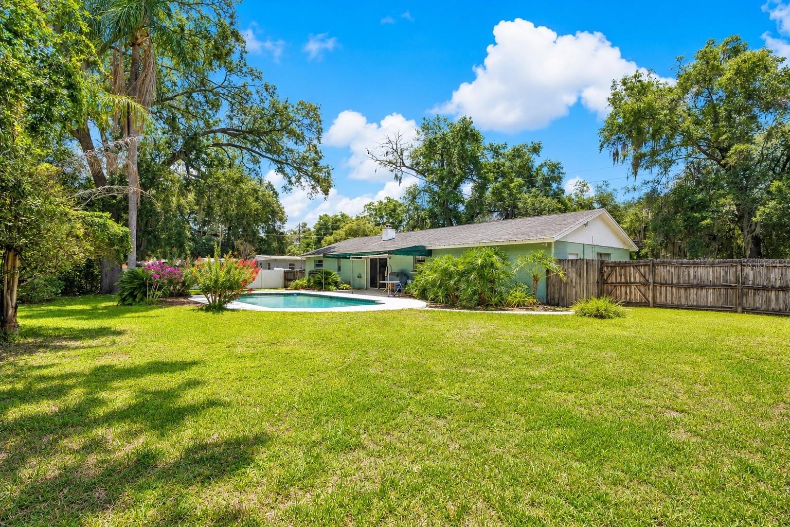 2611 LAKE MARGARET DRIVE photo 3