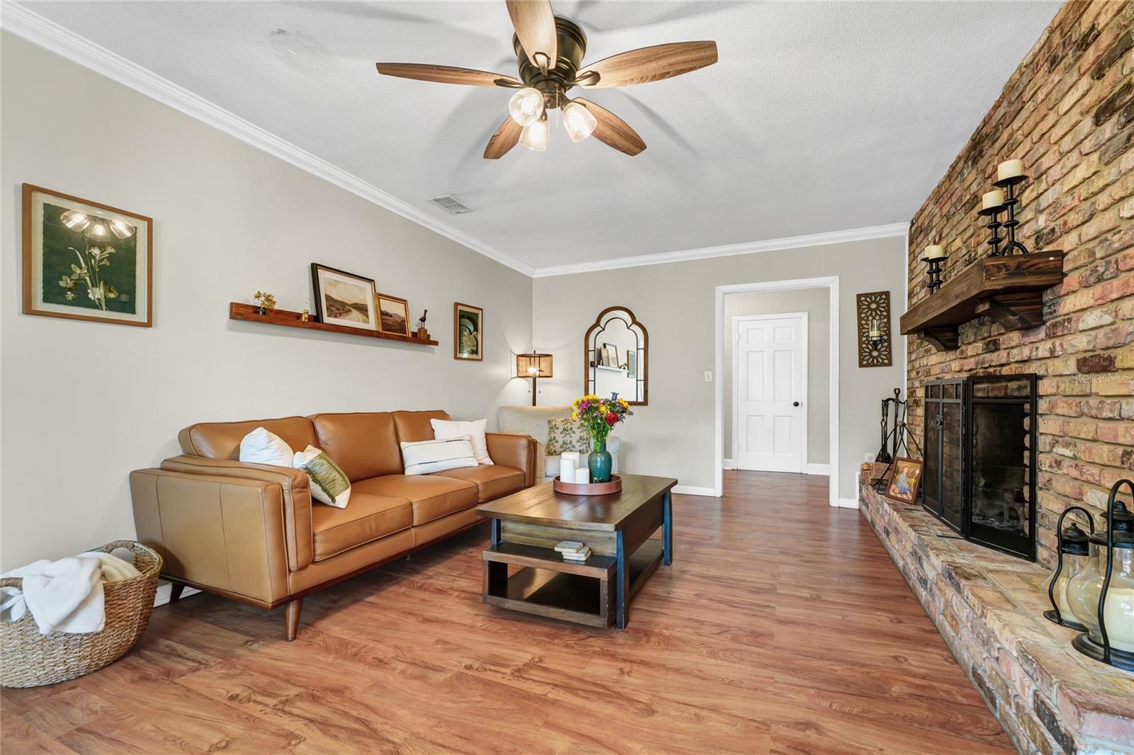 5024 GRAMONT AVENUE photo 5