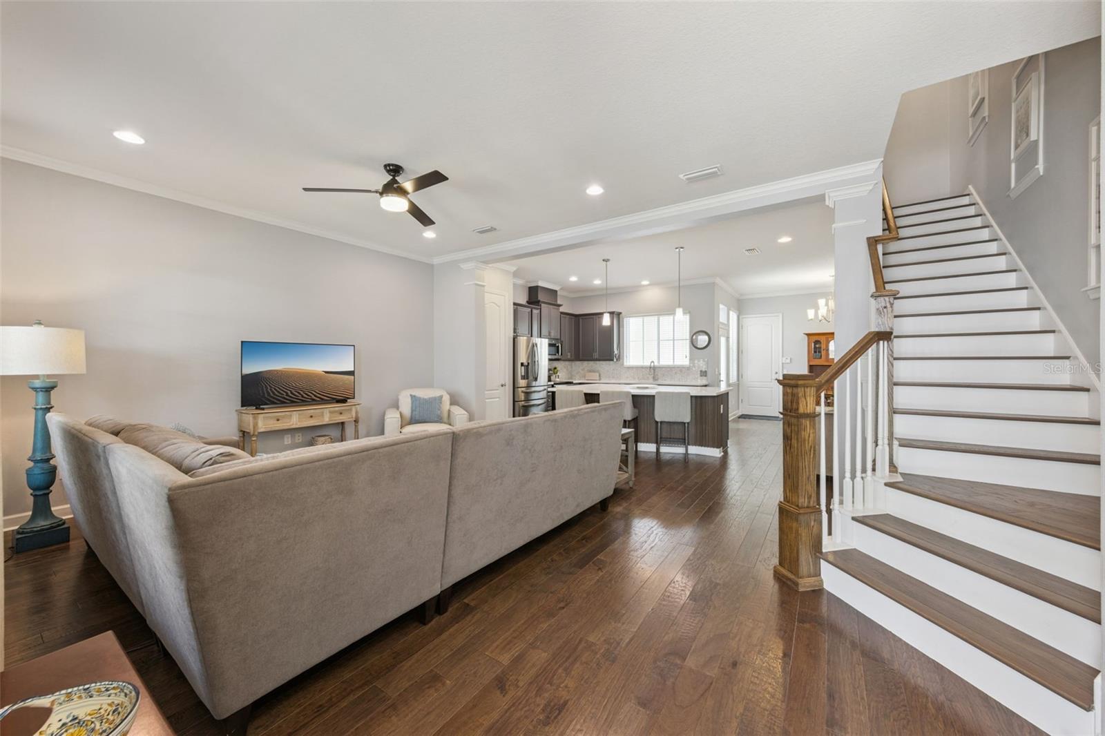 1426 RESOLUTE STREET photo 5